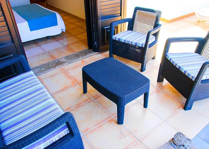 Calamares With Heated Pool And Air Conditioning Villa