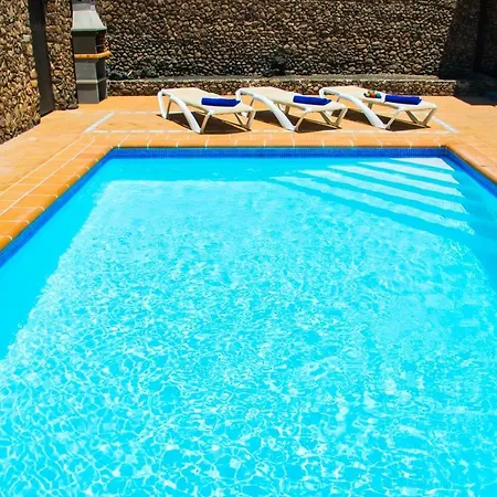 Villa Calamares With Heated Pool And Air Conditioning Playa Blanca (Lanzarote)